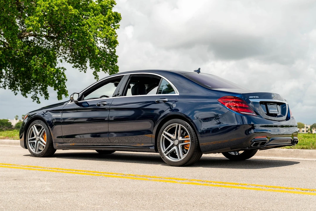2020 Mercedes-Benz W222 S 63 & S 65 AMG - Image 14 of 31