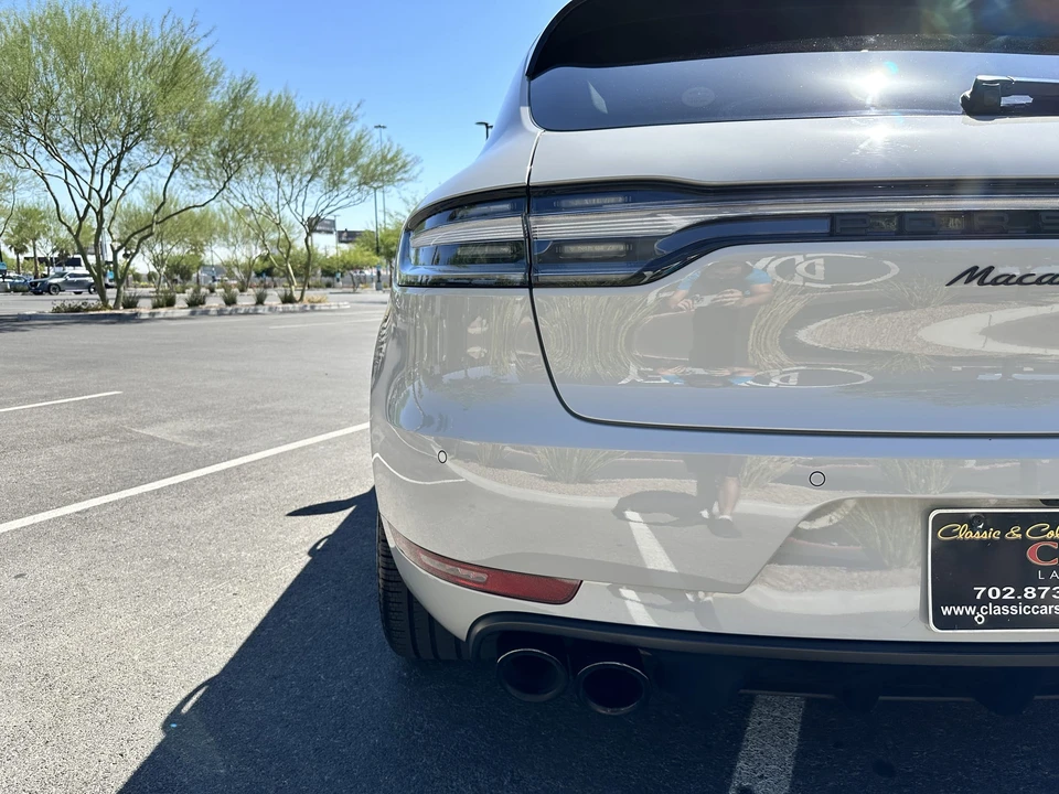 2021 Porsche Macan GTS - Image 16 of 31