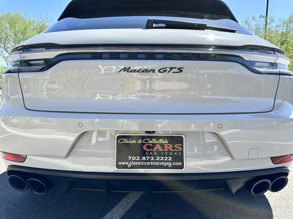 2021 Porsche Macan GTS - Image 17 of 31