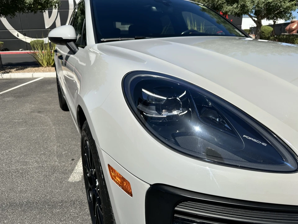 2021 Porsche Macan GTS - Image 27 of 31