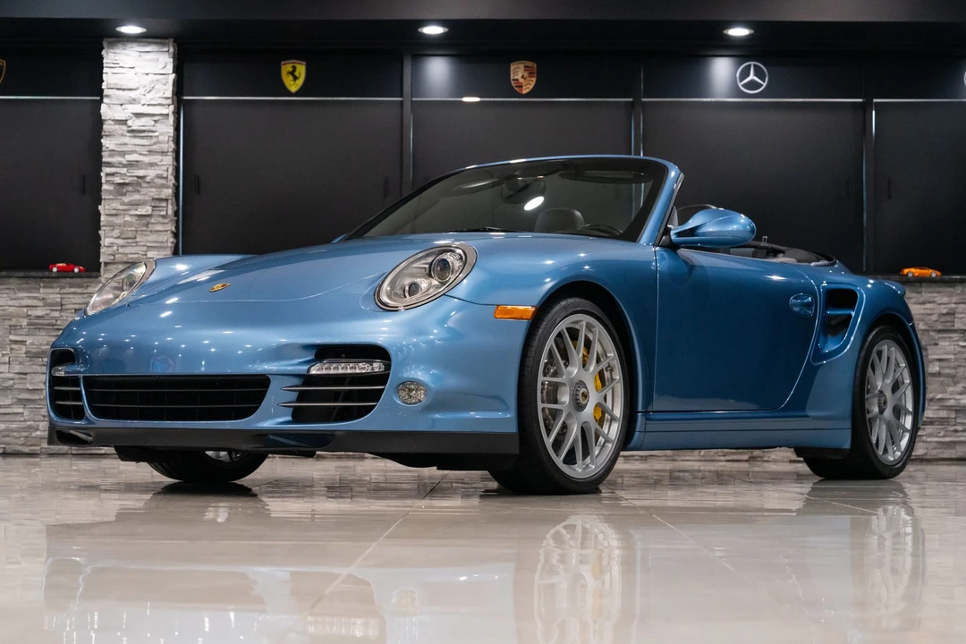 2011 Porsche 997 Turbo S - Image 12 of 31