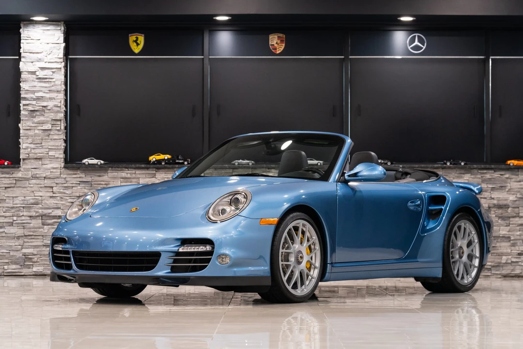 2011 Porsche 997 Turbo S - Image 15 of 31