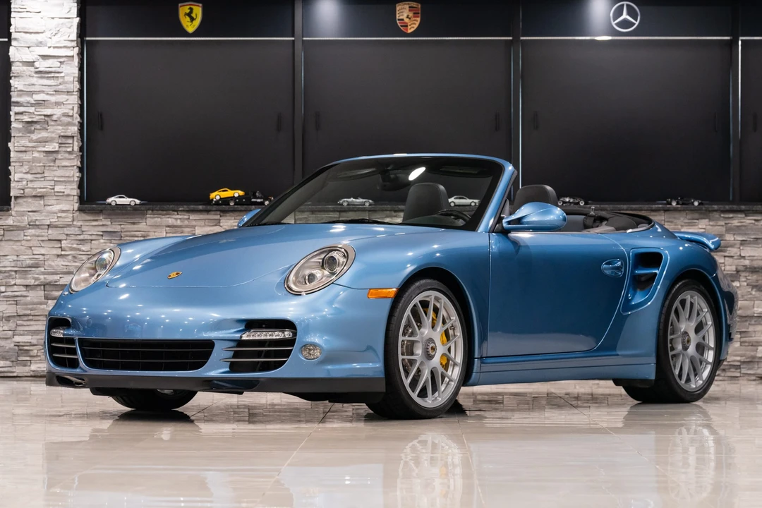 2011 Porsche 997 Turbo S - Image 14 of 31