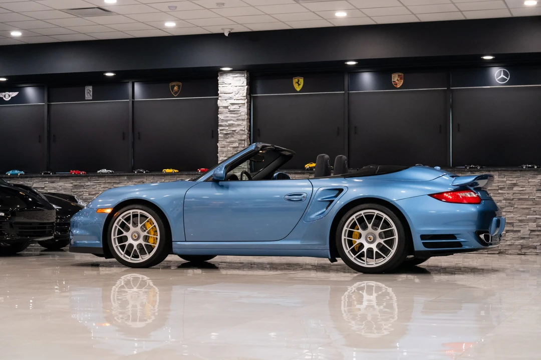 2011 Porsche 997 Turbo S - Image 22 of 31