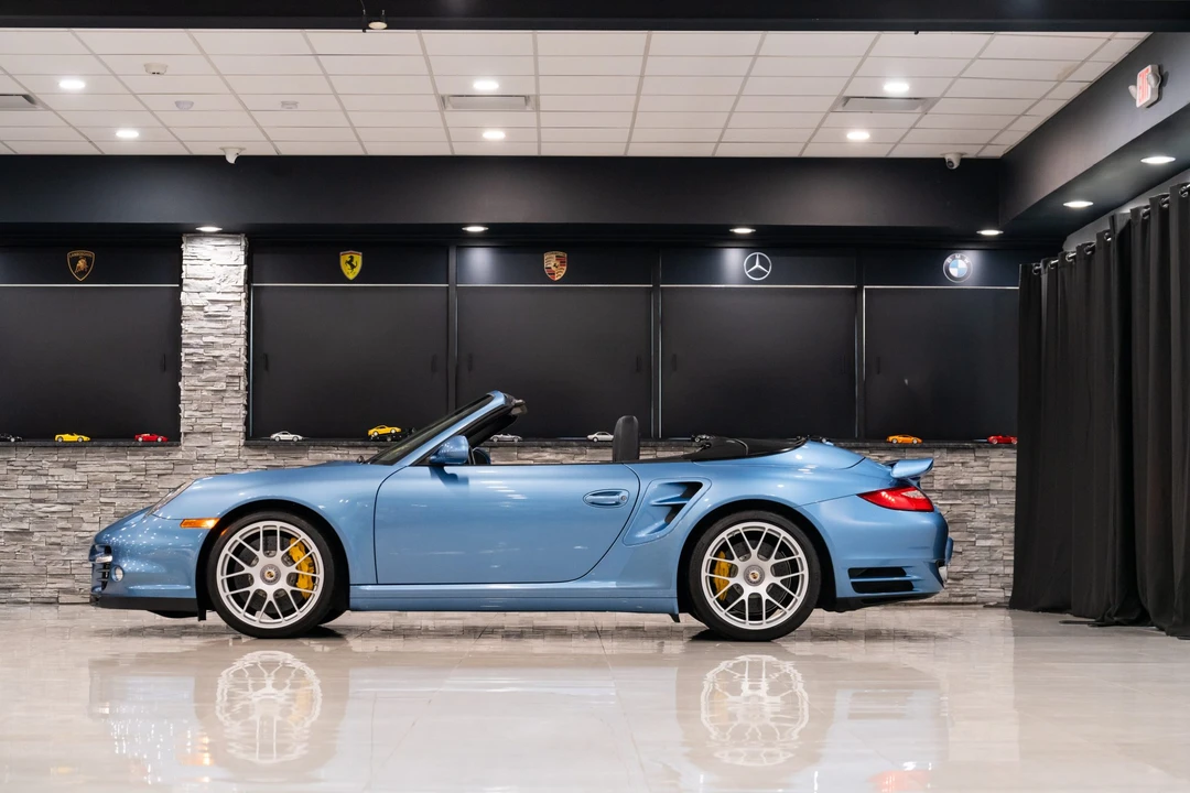 2011 Porsche 997 Turbo S - Image 20 of 31