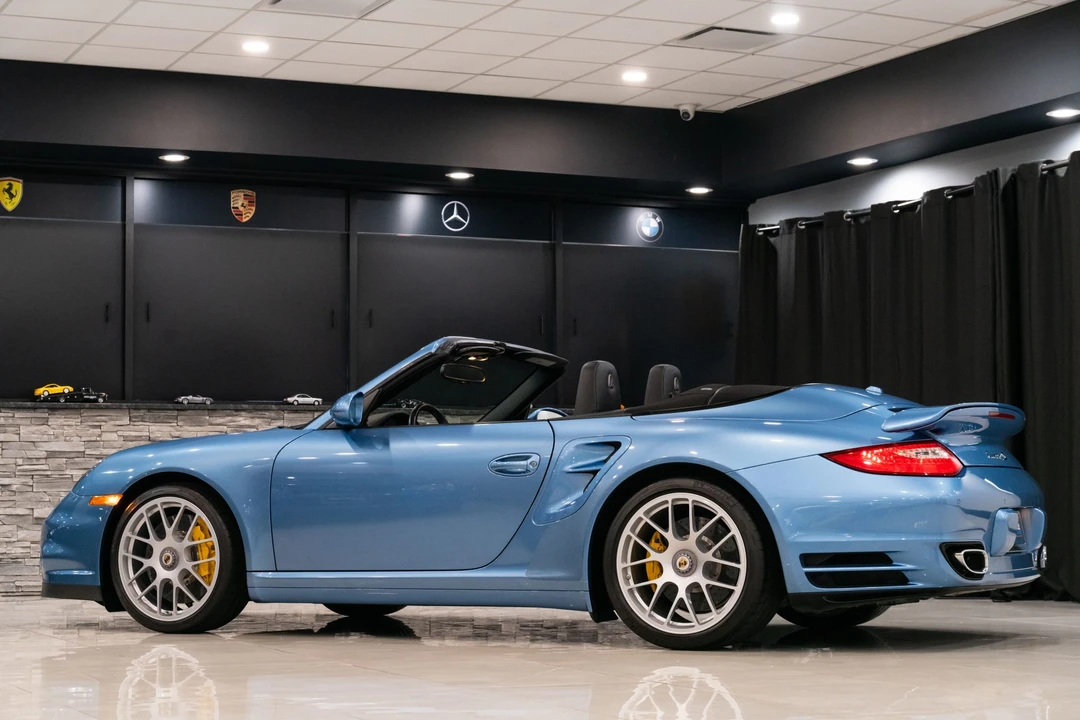 2011 Porsche 997 Turbo S - Image 23 of 31
