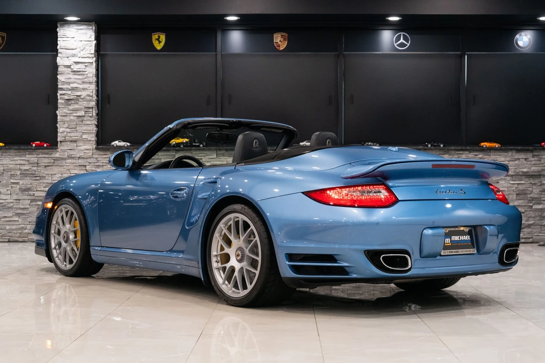 2011 Porsche 997 Turbo S - Image 28 of 31