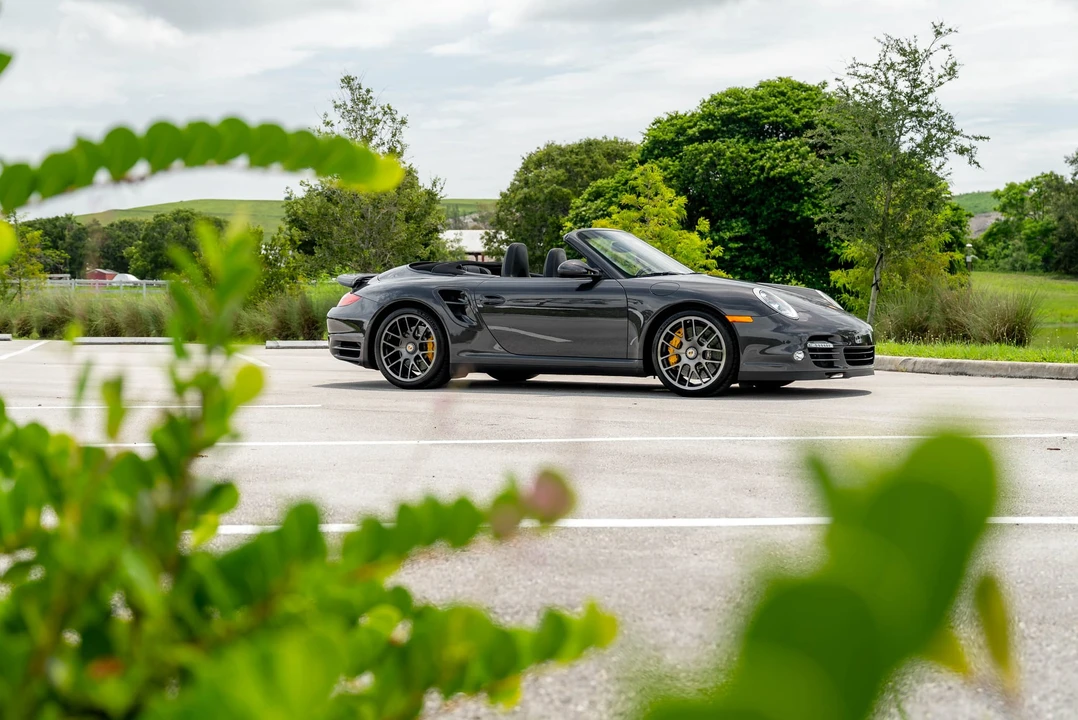 2011 Porsche 997 Turbo S - Image 9 of 31