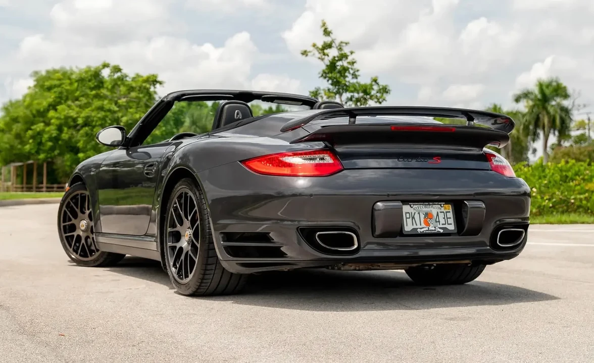2011 Porsche 997 Turbo S - Image 11 of 31