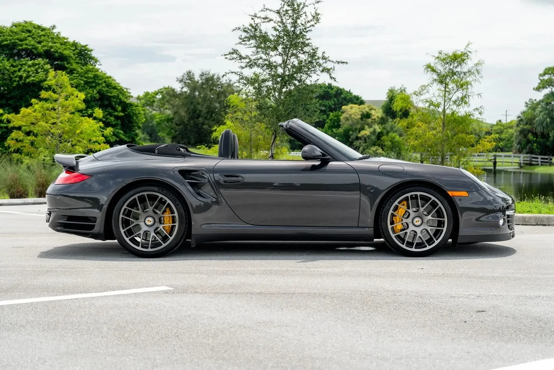 2011 Porsche 997 Turbo S - Image 6 of 31
