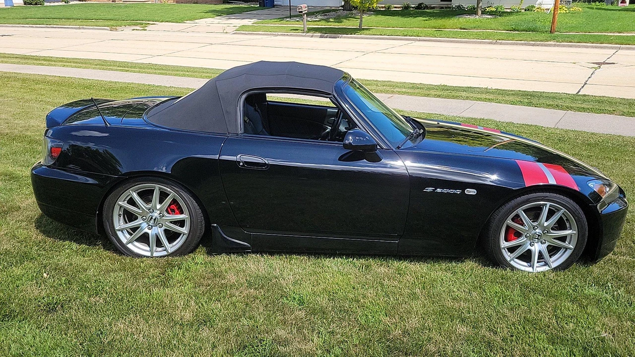 2004 Honda AP2 S2000 - Image 10 of 31