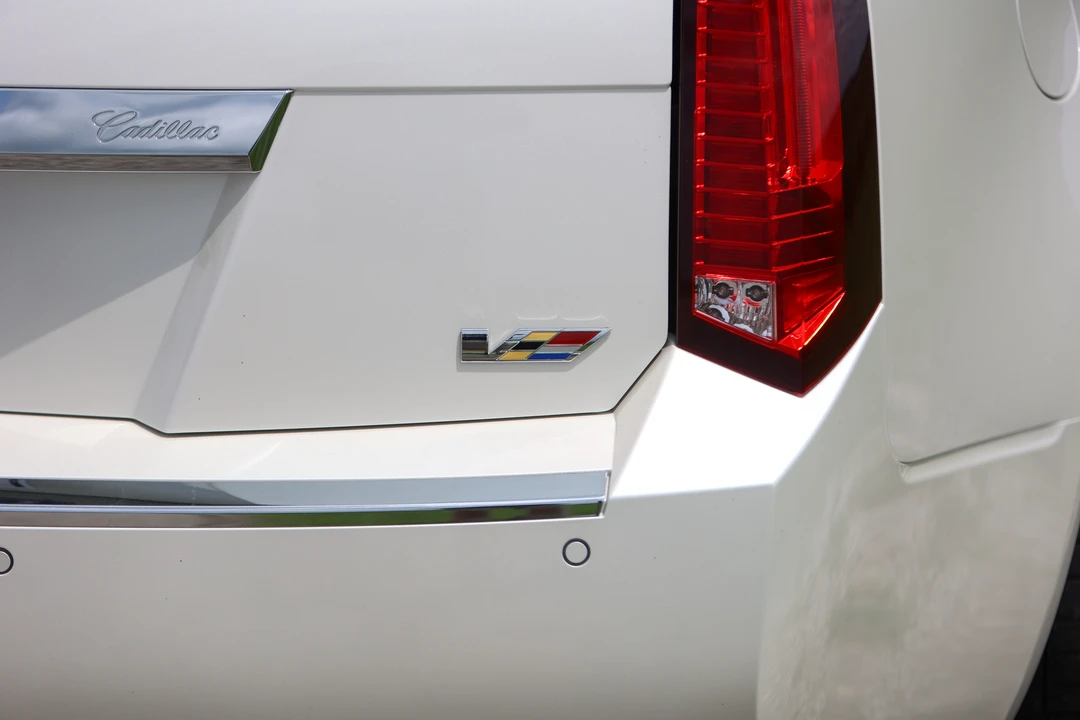 2011 Cadillac CTS-V 2nd Gen - Image 19 of 31