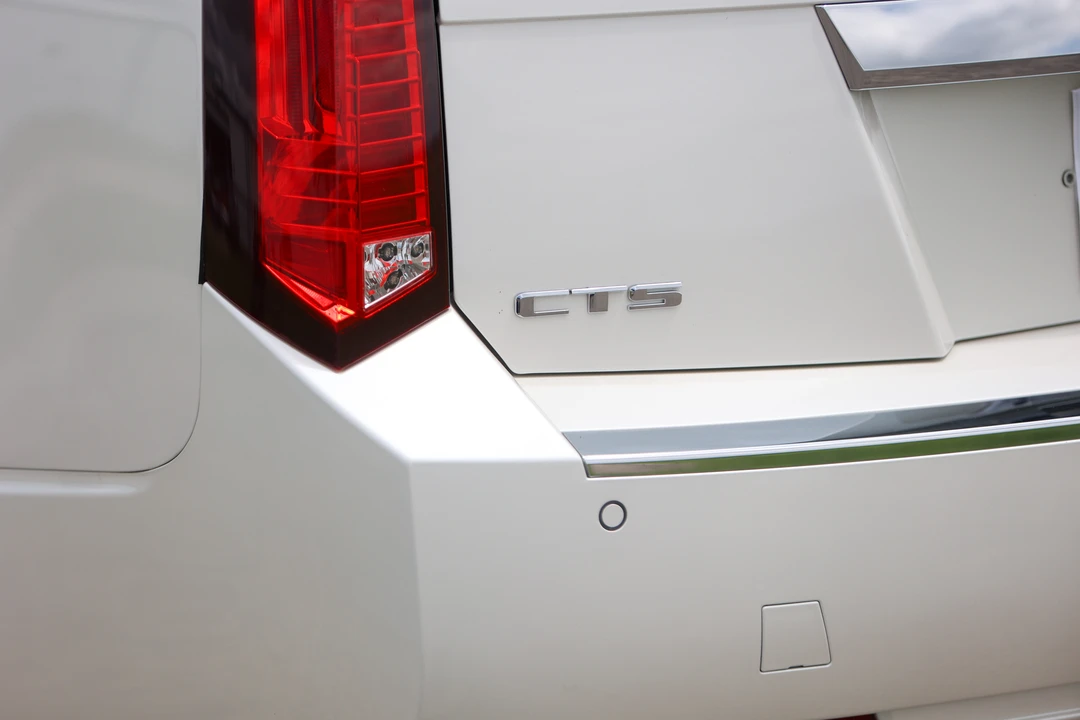 2011 Cadillac CTS-V 2nd Gen - Image 27 of 31
