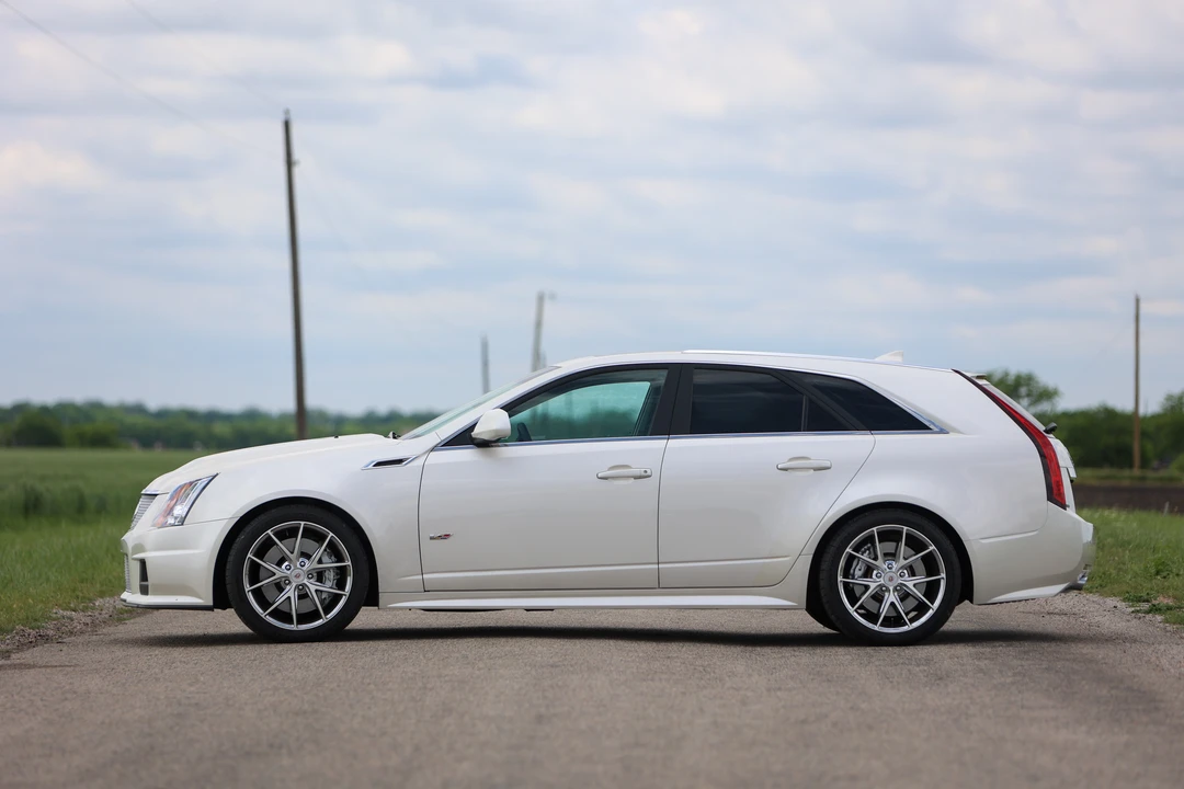 2011 Cadillac CTS-V 2nd Gen - Image 6 of 31