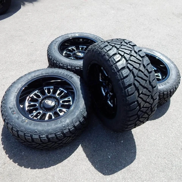 2000 Parts & Memorabilia Other Wheels - Image 8 of 8