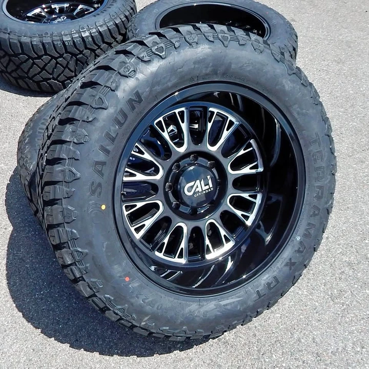 2000 Parts & Memorabilia Other Wheels - Image 2 of 8