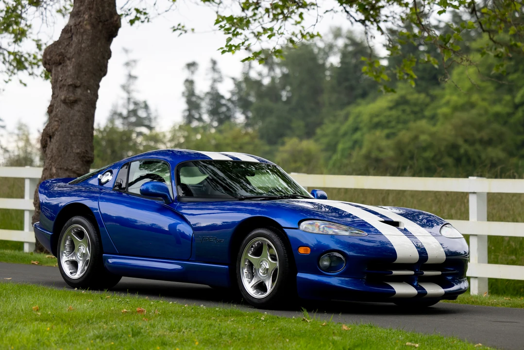 1996 Dodge Viper GTS 2nd Gen - Image 11 of 31