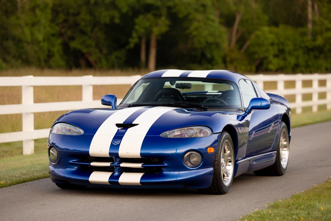 1996 Dodge Viper GTS 2nd Gen - Image 5 of 31