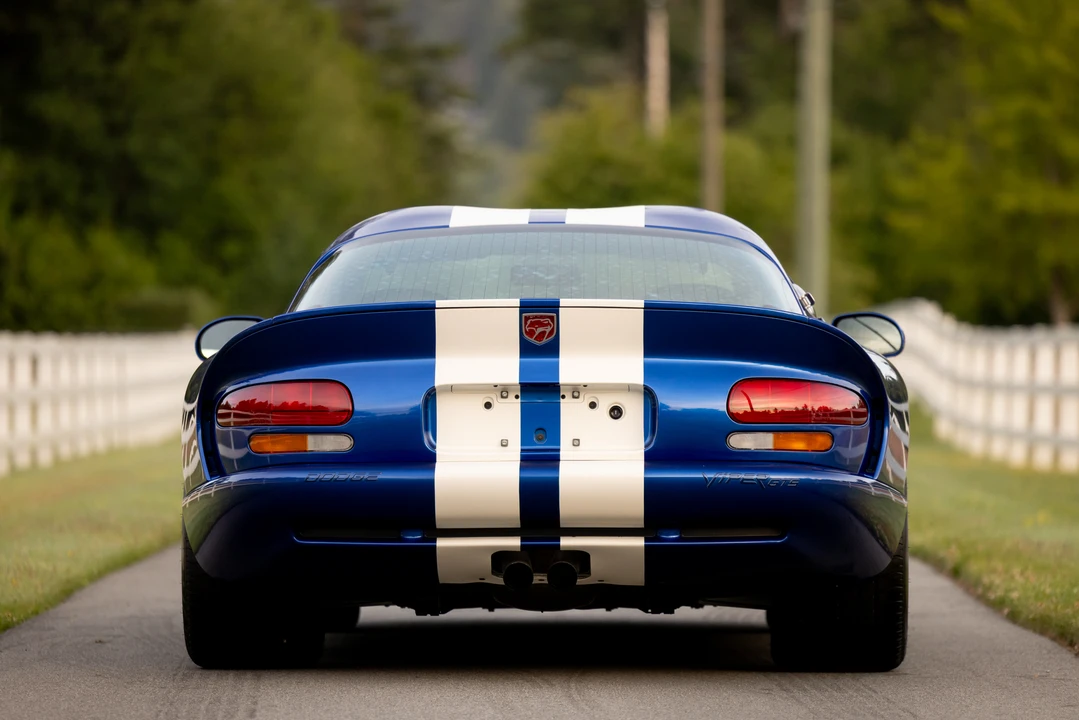 1996 Dodge Viper GTS 2nd Gen - Image 17 of 31