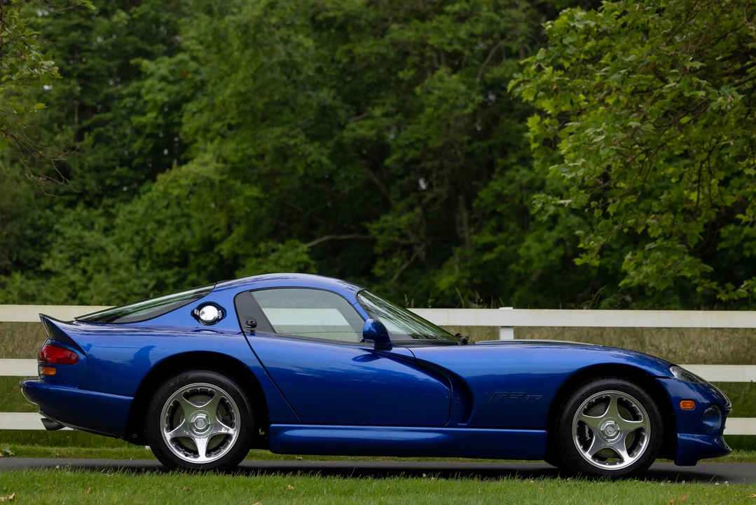1996 Dodge Viper GTS 2nd Gen - Image 12 of 31