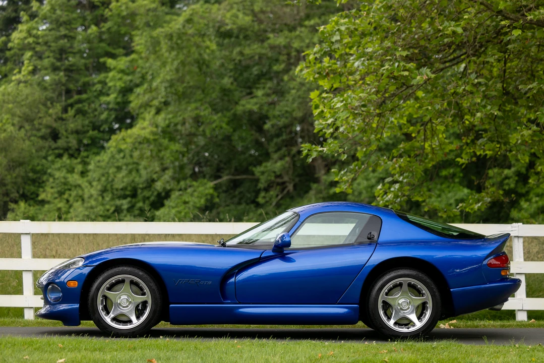 1996 Dodge Viper GTS 2nd Gen - Image 21 of 31