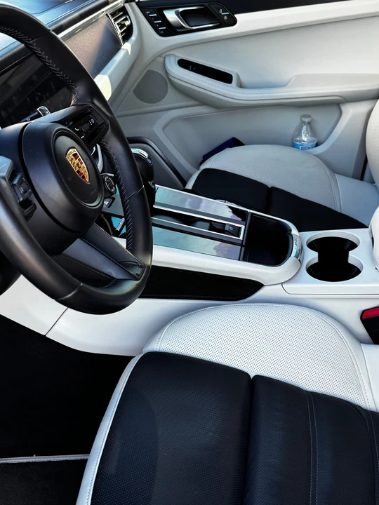 2023 Porsche Macan GTS - Image 4 of 24