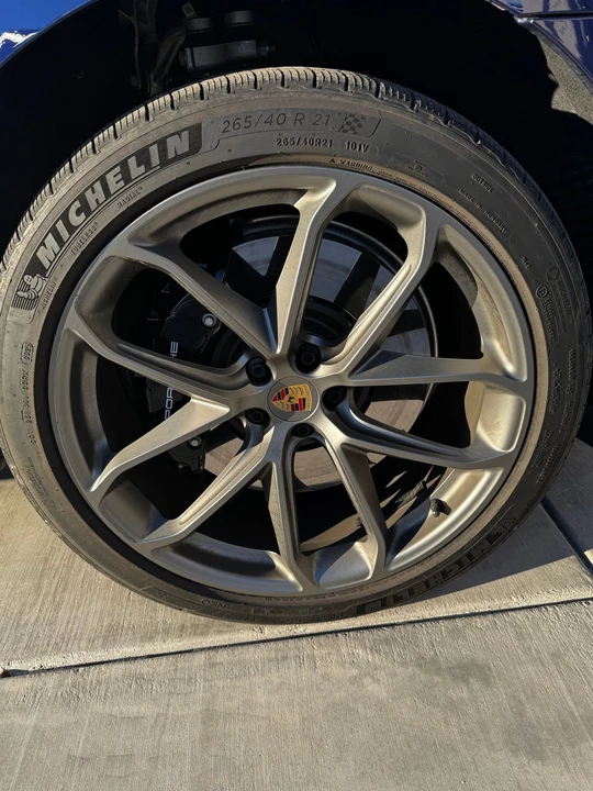 2023 Porsche Macan GTS - Image 14 of 24