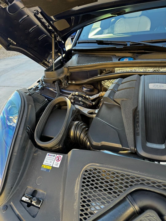 2023 Porsche Macan GTS - Image 20 of 24