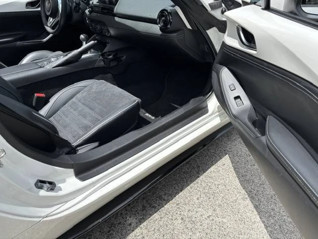 2023 Mazda ND MX-5 Miata - Image 8 of 13