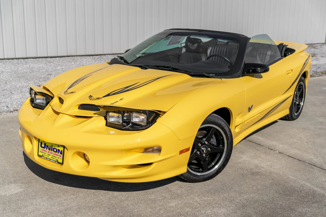 2002 Pontiac Firebird Trans Am 4th Gen - Image 2 of 31