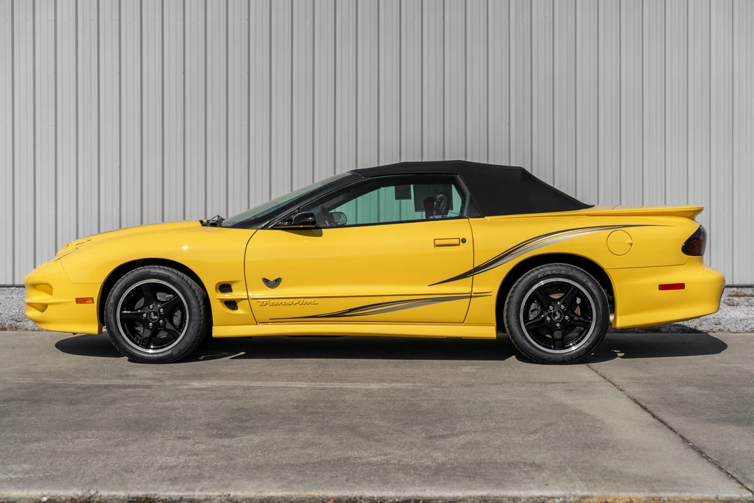 2002 Pontiac Firebird Trans Am 4th Gen - Image 4 of 31