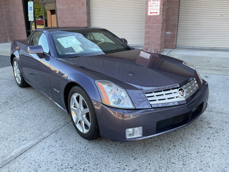 2004 Cadillac XLR - Image 26 of 31