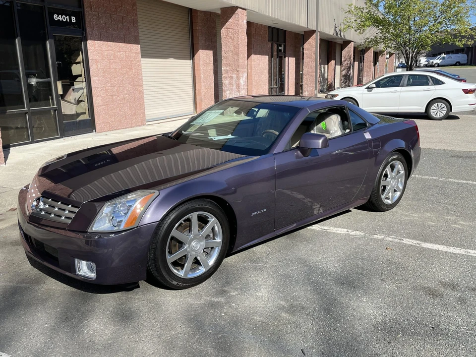 2004 Cadillac XLR - Image 6 of 31