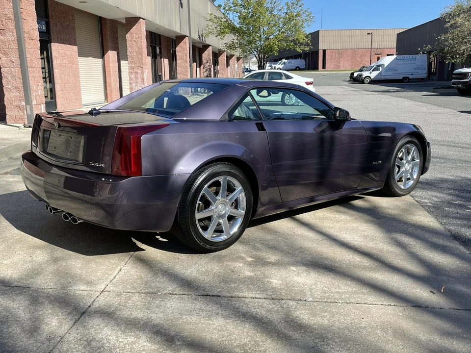 2004 Cadillac XLR - Image 20 of 31