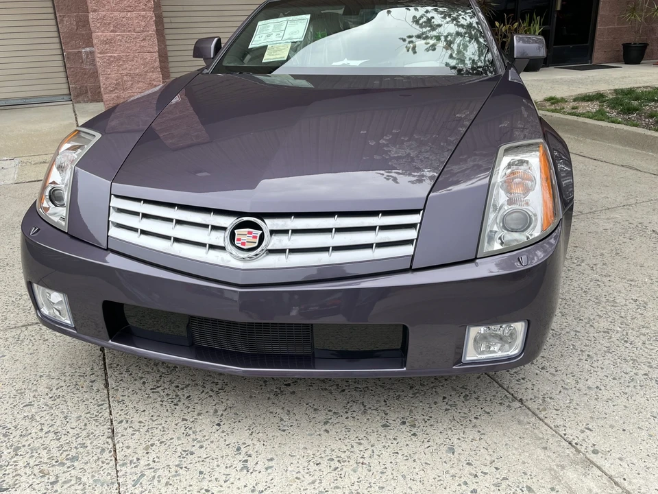 2004 Cadillac XLR - Image 30 of 31