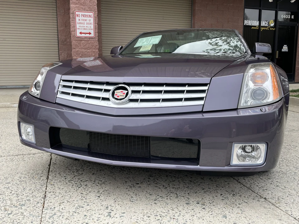 2004 Cadillac XLR - Image 29 of 31
