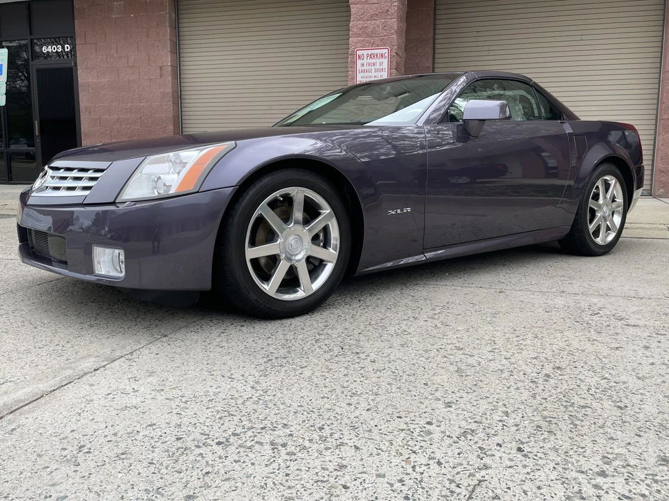2004 Cadillac XLR - Image 3 of 31