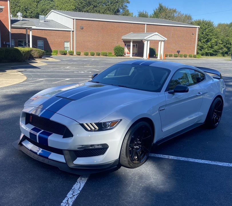 2017 Ford S550 Shelby Mustang GT350R - Image 3 of 31