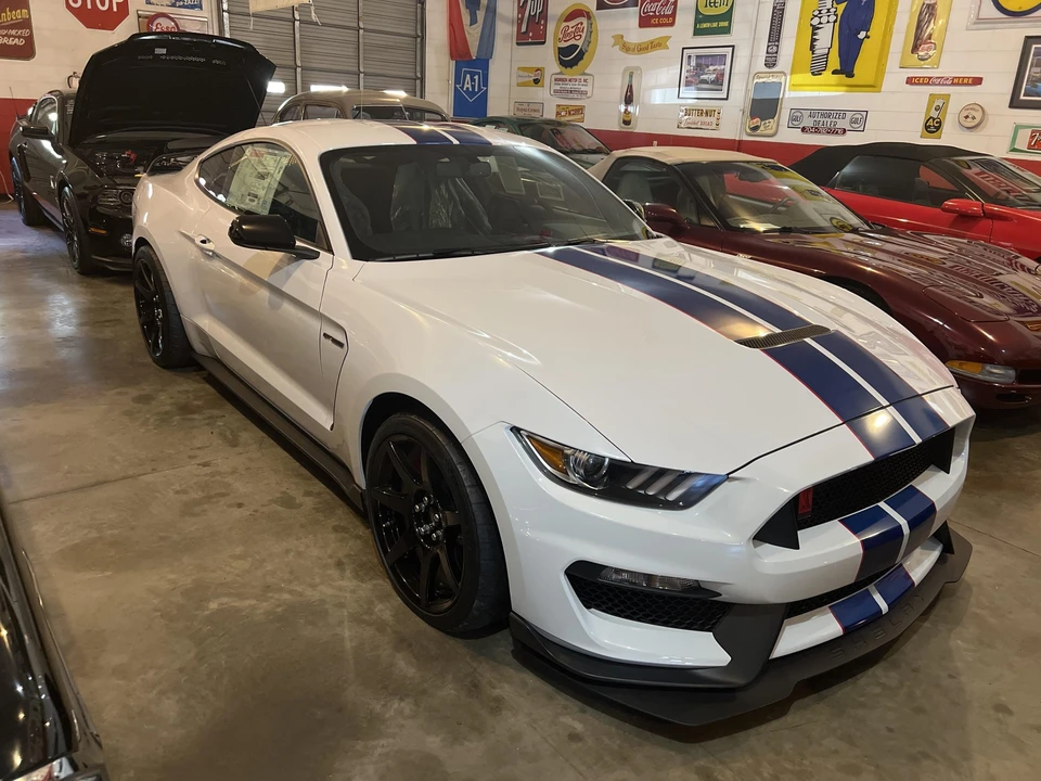 2017 Ford S550 Shelby Mustang GT350R - Image 9 of 31