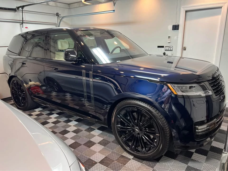 2023 Land Rover Range Rover L460 - Image 10 of 10