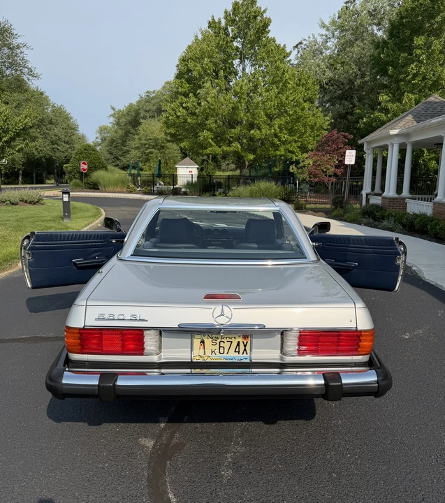 1989 Mercedes-Benz R107 SL-Class - Image 30 of 31