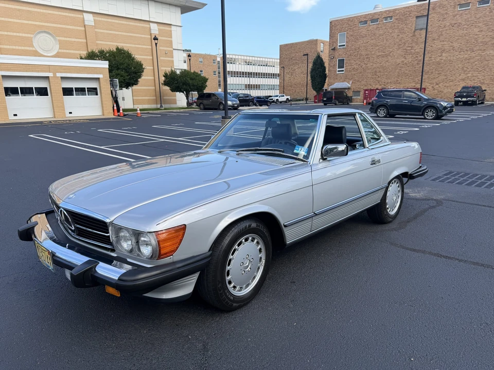1989 Mercedes-Benz R107 SL-Class - Image 24 of 31