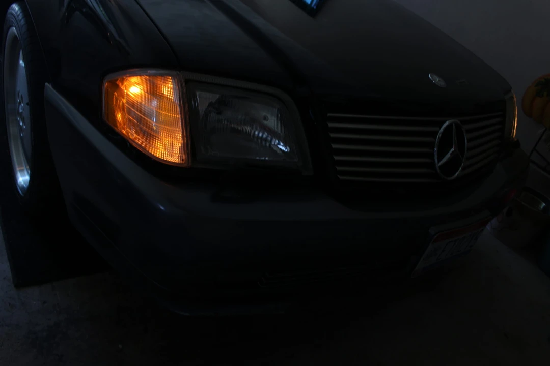 1995 Mercedes-Benz R129 SL-Class - Image 30 of 31