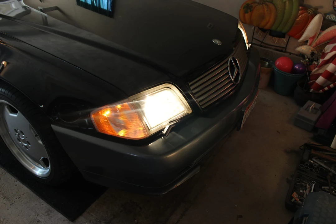 1995 Mercedes-Benz R129 SL-Class - Image 28 of 31