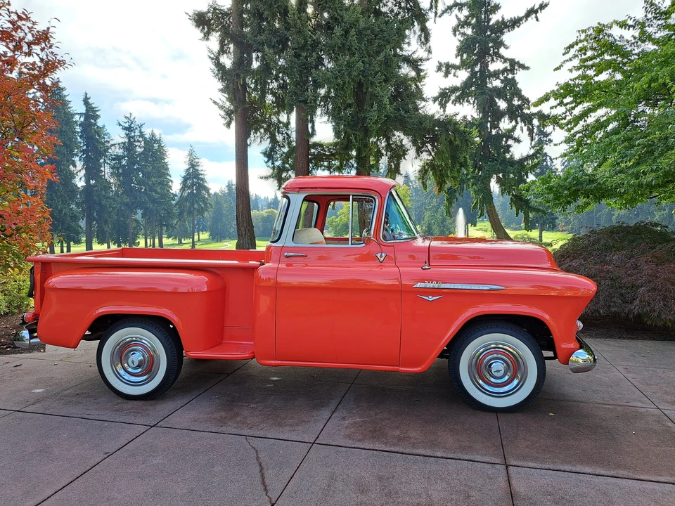 1956 Chevrolet Task Force - Image 27 of 31