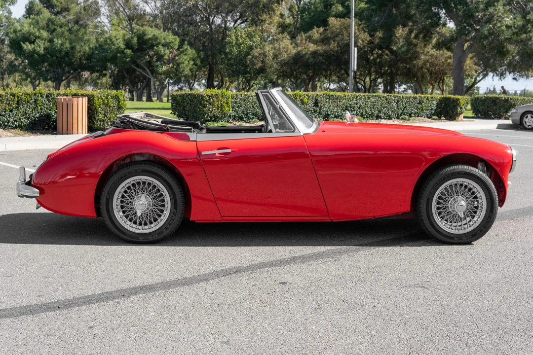 1963 Austin-Healey 3000 Mark II - Image 17 of 31