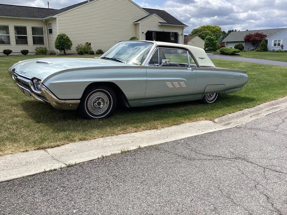 1963 Ford Thunderbird 3rd Gen - Image 15 of 31