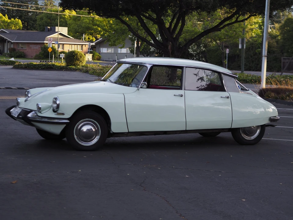 1964 Citroen DS19 - Image 8 of 31