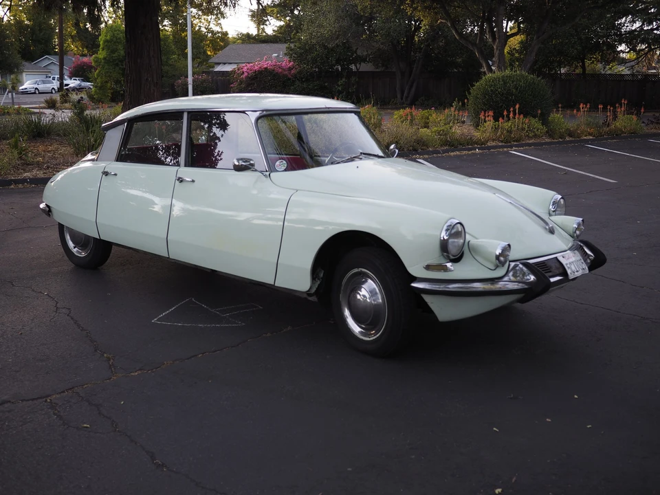 1964 Citroen DS19 - Image 3 of 31