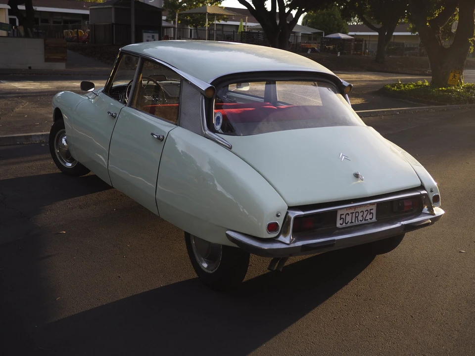 1964 Citroen DS19 - Image 13 of 31